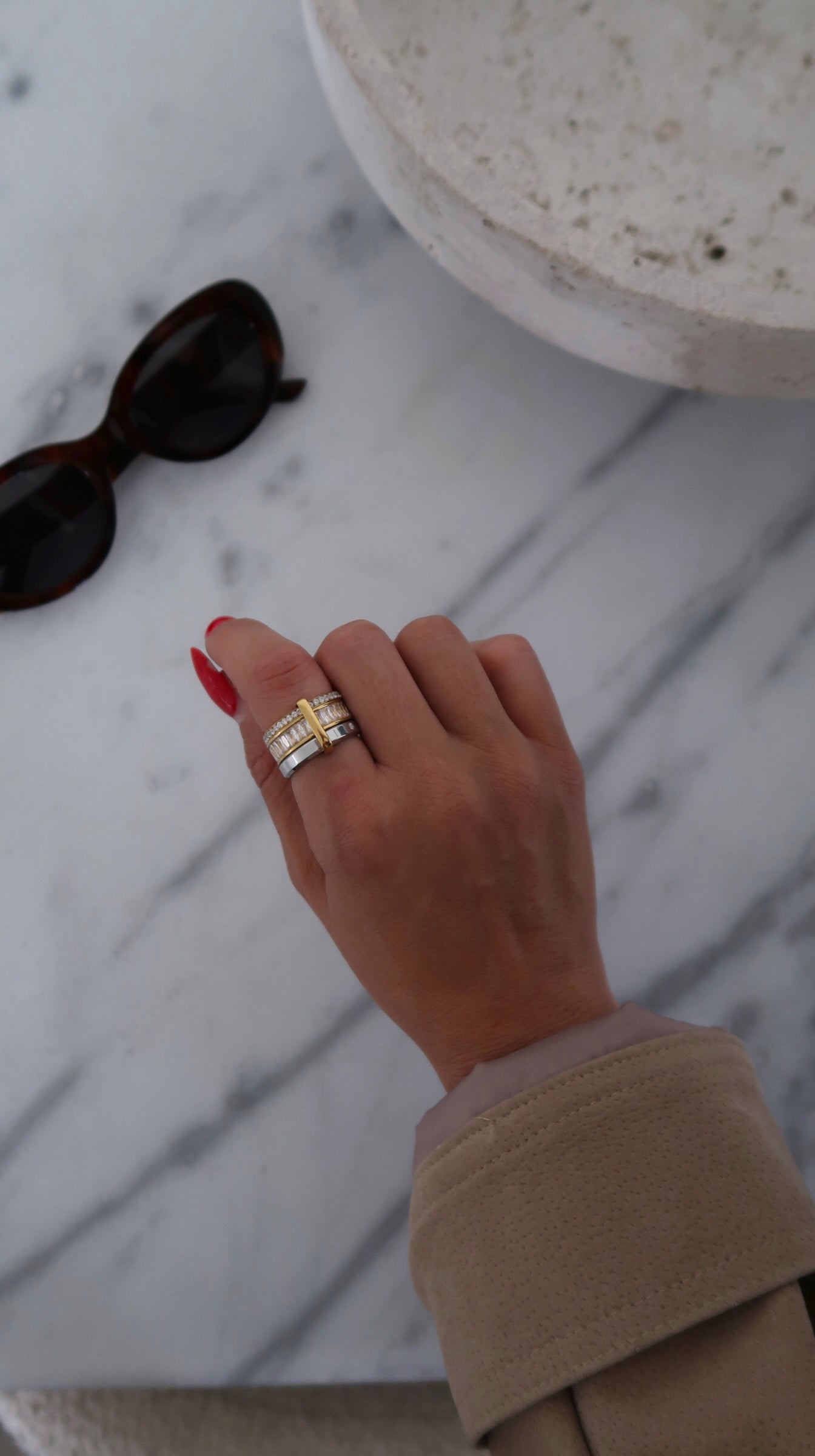 LUNA RING