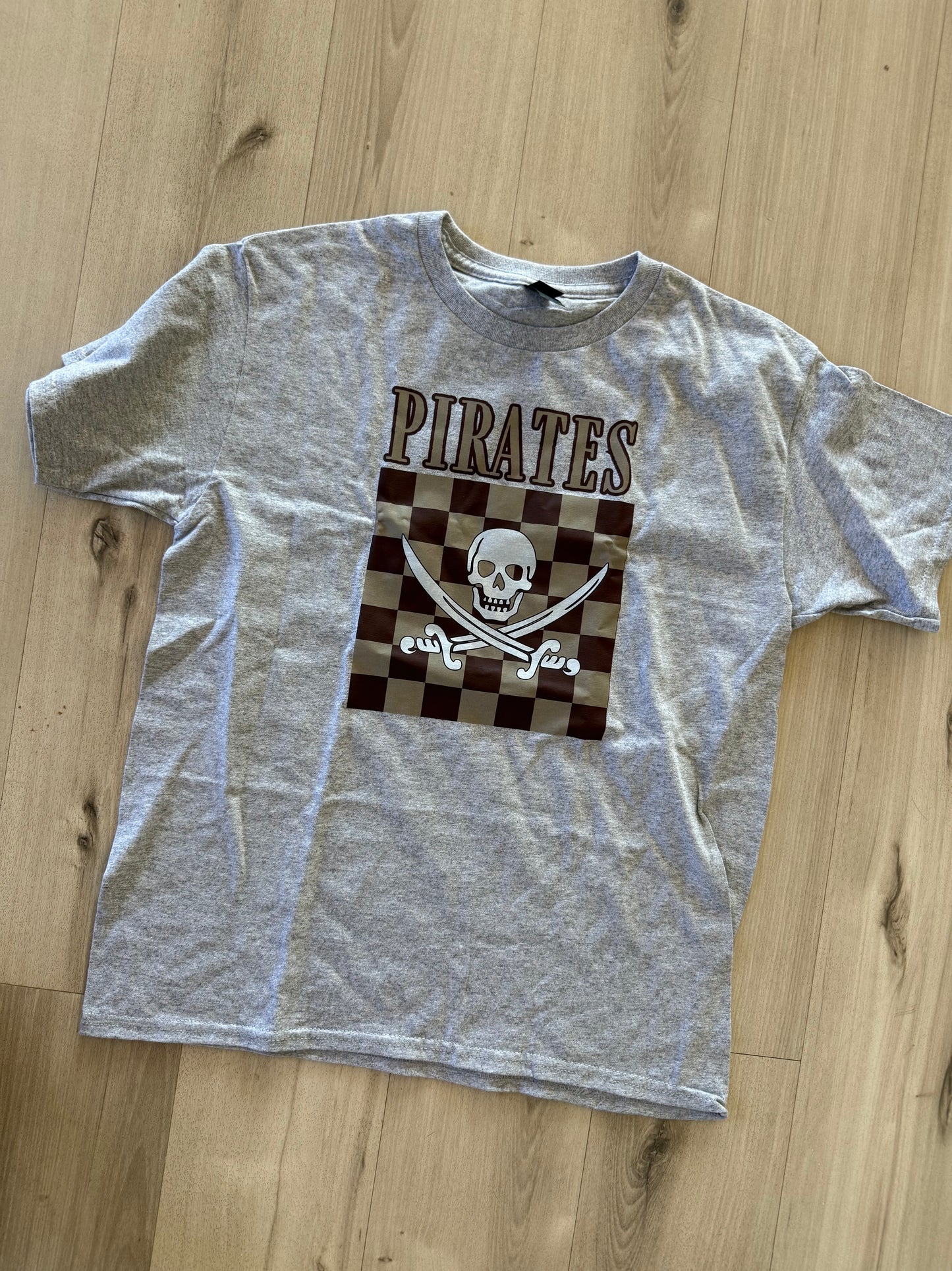 Checkered Pirates (YL)