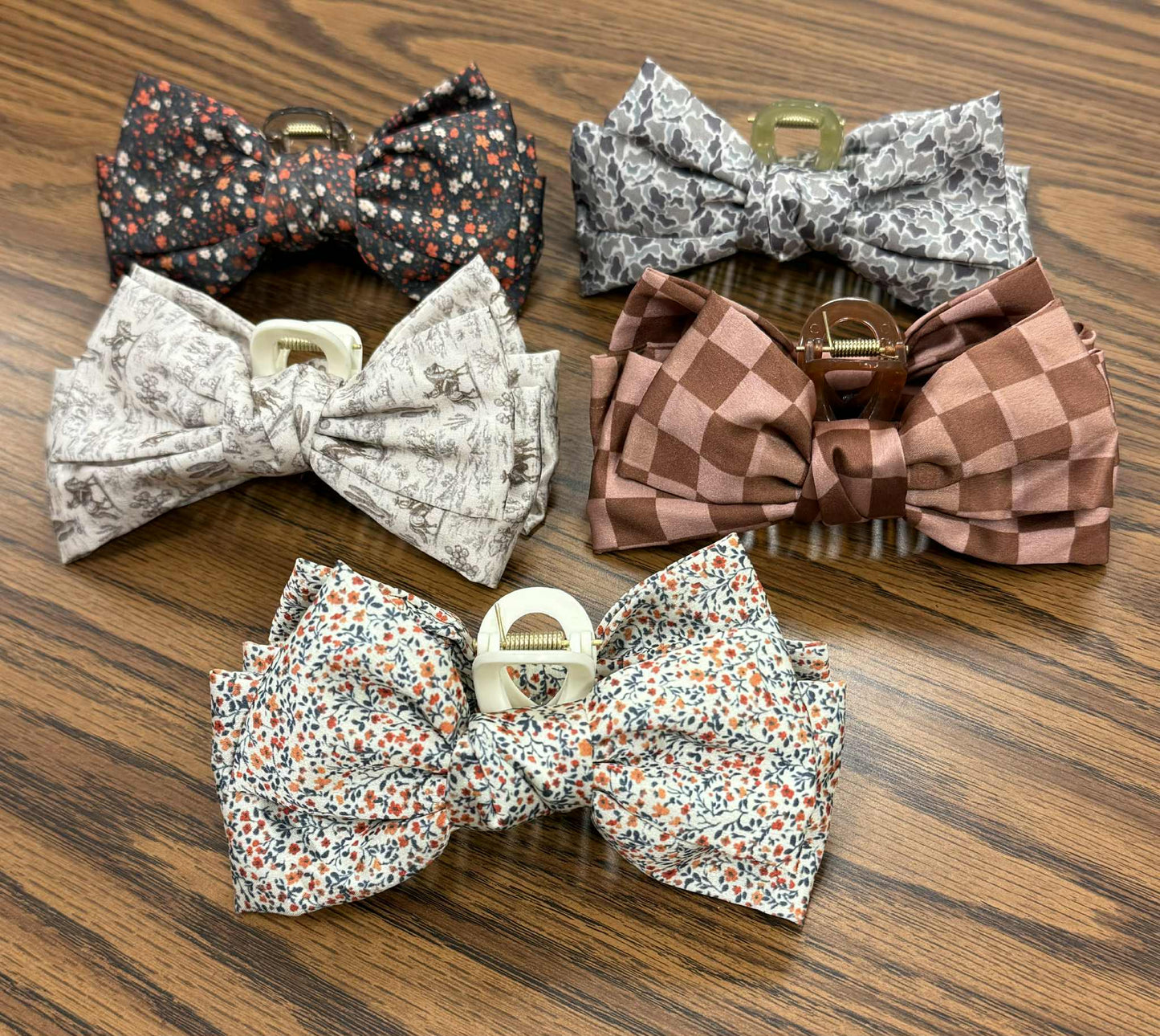 Big Mood Bow Clips