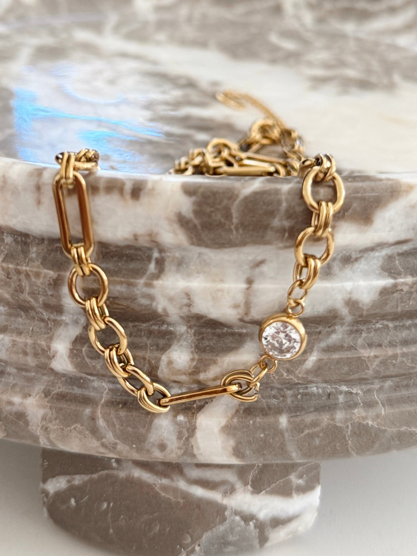 MELISSA NECKLACE