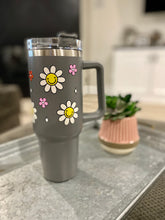 Load image into Gallery viewer, Gray Daisy Cup