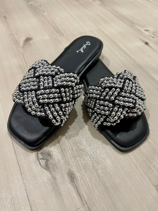 (7.5 & 8) Beaded Slides
