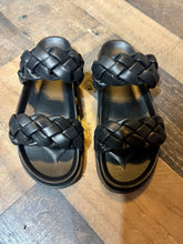 Load image into Gallery viewer, Black Braided Slide