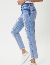 Load image into Gallery viewer, KanCan Distressed Boyfriend Jeans