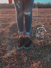 Load image into Gallery viewer, Rattler Black Moccasin