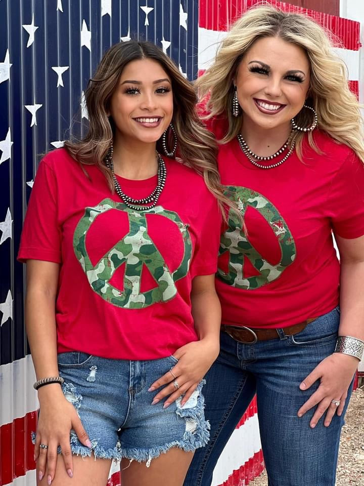 (S) Peace, Love & Camo
