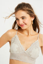Load image into Gallery viewer, Gray Razorback Bralette (S-L)